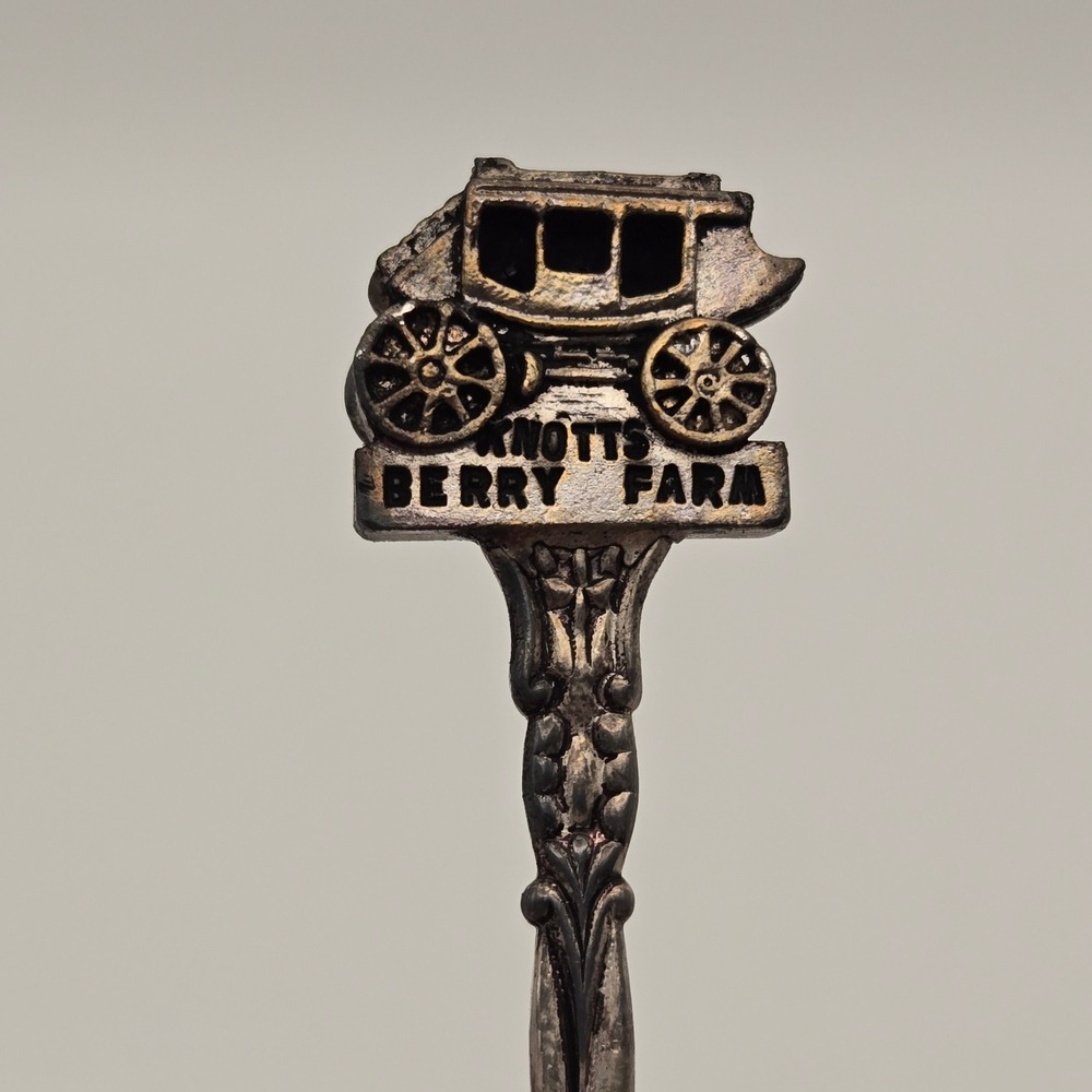 Knott's Berry Farm Vintage Silver Plated Stagecoach Souvenir Spoon Holland Case